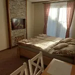 Privat Lena 3*