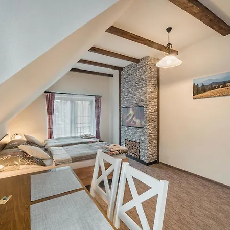 Privat Lena 3*