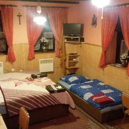 Πανσιόν Privat Lena